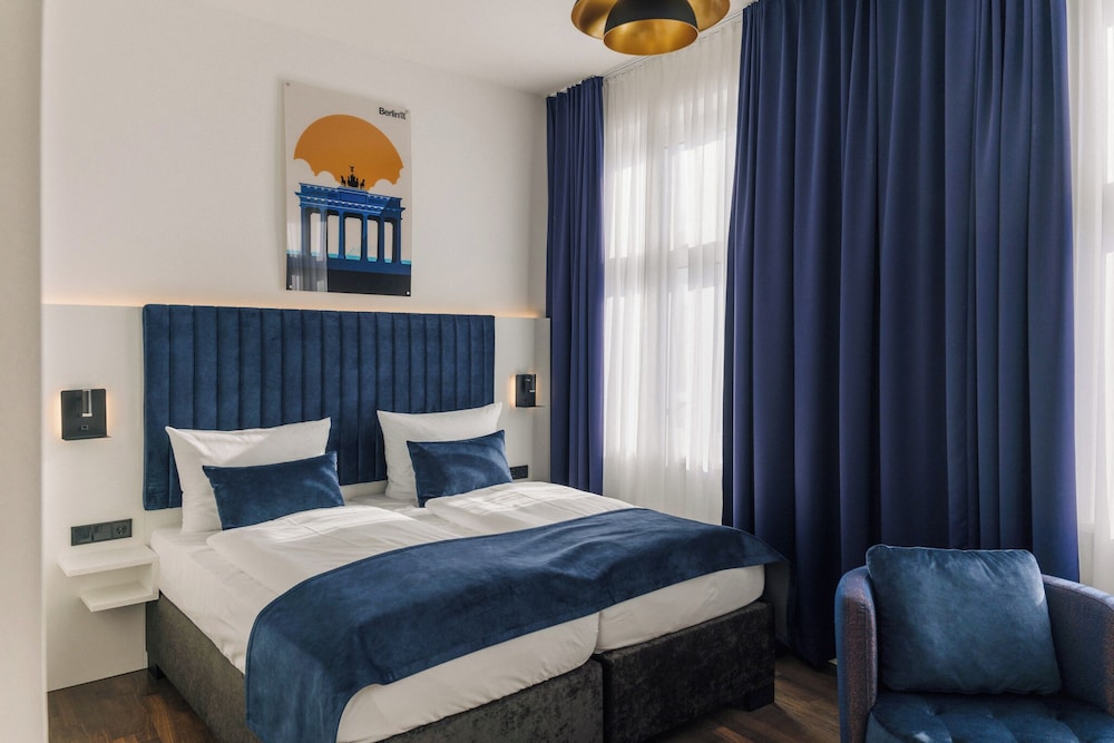 EAST SIDE CITY HOTEL 21/55