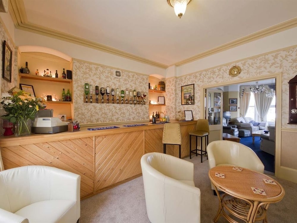 The Briars Guesthouse 6/50