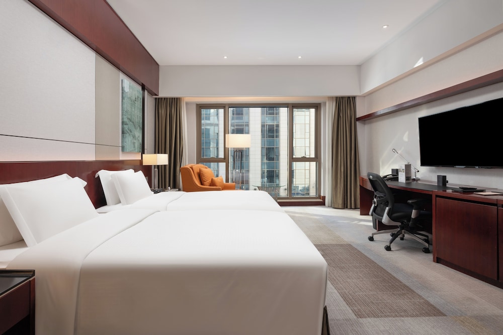 Deluxe, Twin Beds, Smoking