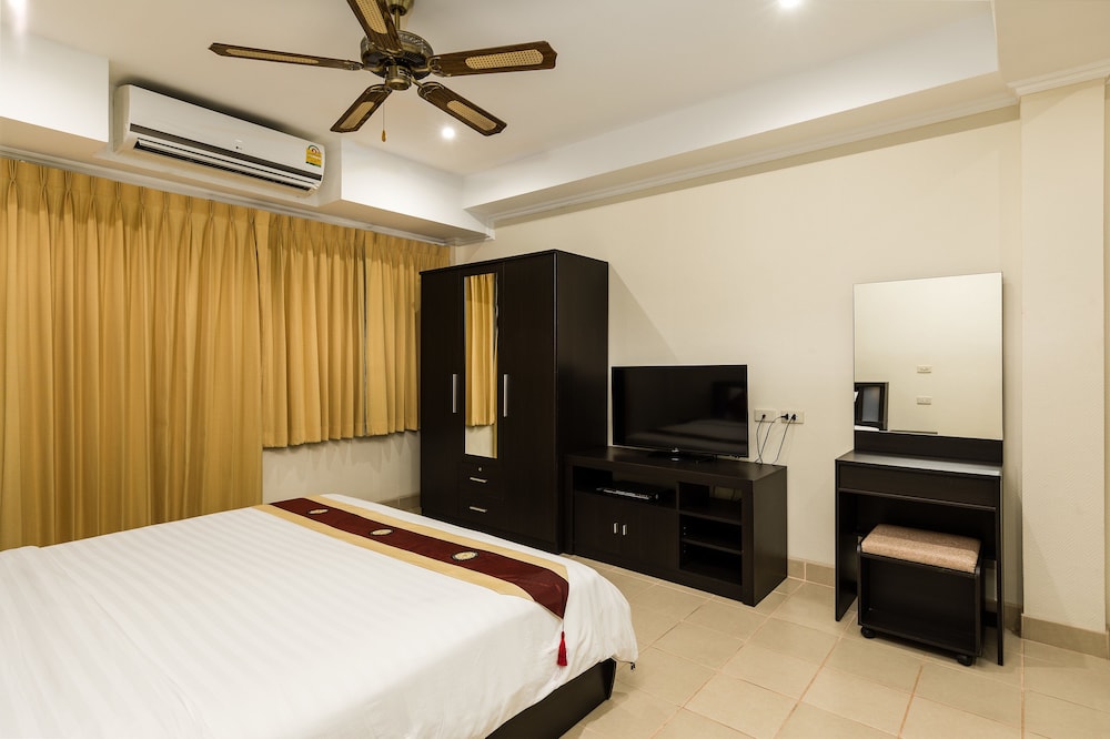 The Class Rooms Hotel 10/54