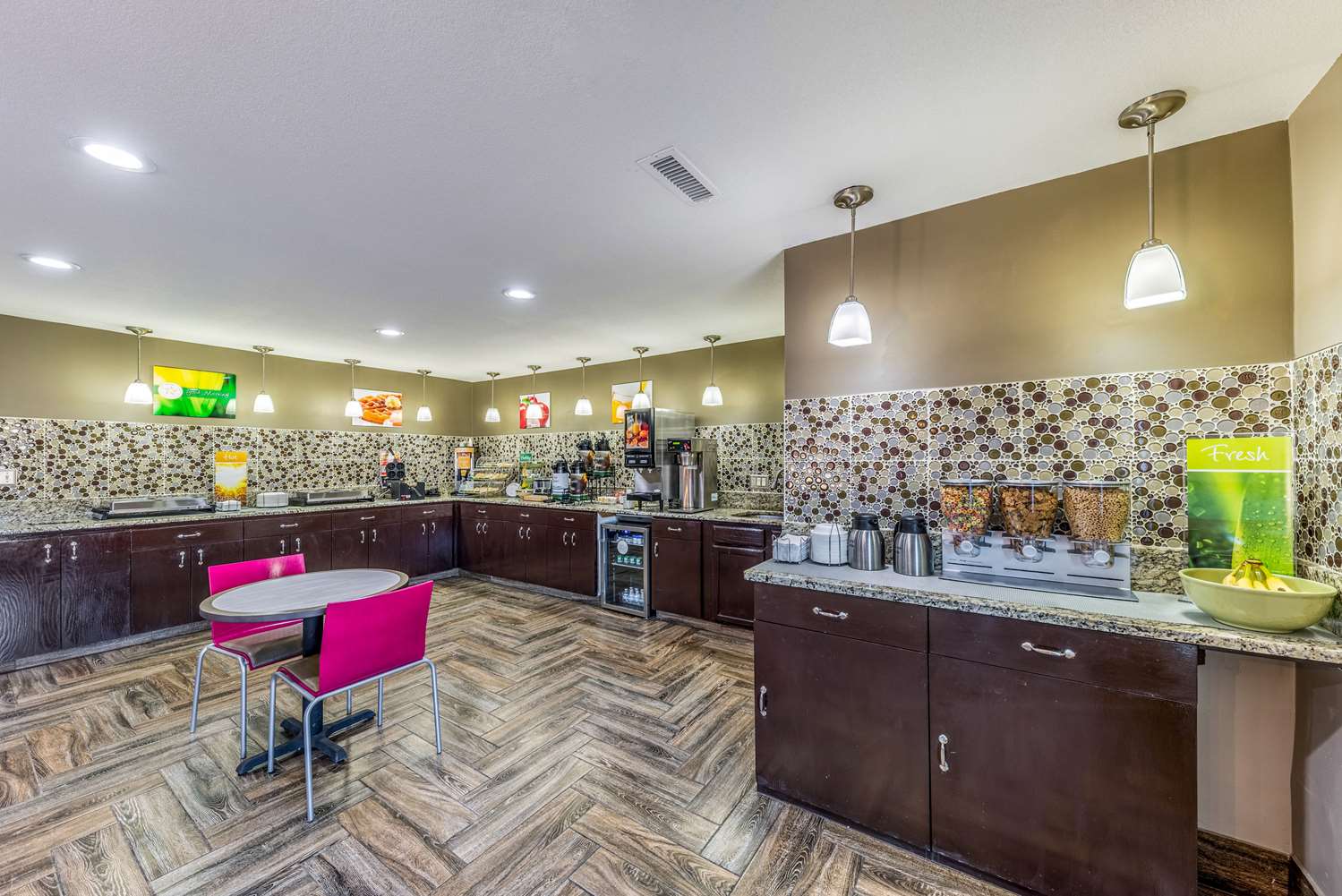Quality Inn Glenpool - Tulsa 40/42