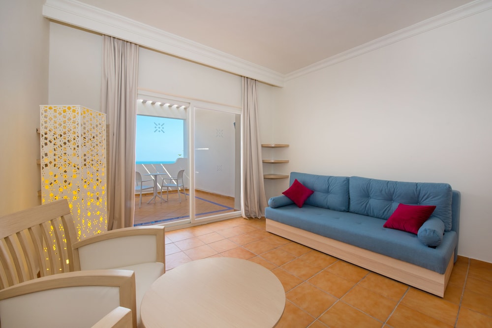 Iberostar Waves Founty Beach 34/66