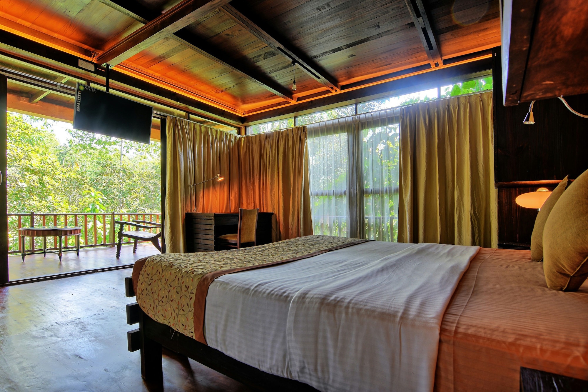 SUPERIOR, CHALET, DOUBLE BED