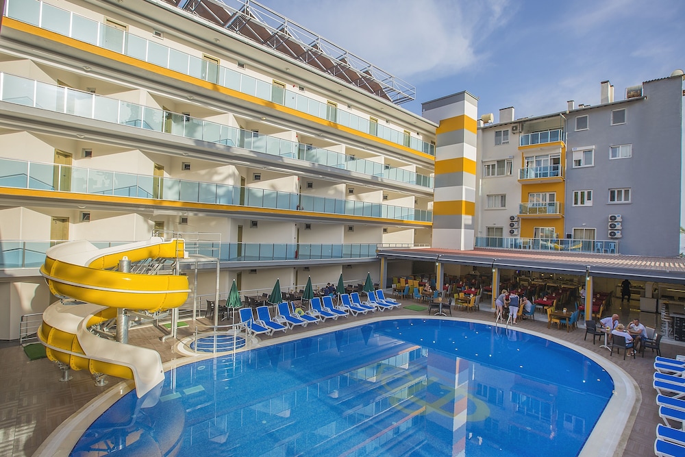 Arsi Enfi City Beach Hotel 45/72