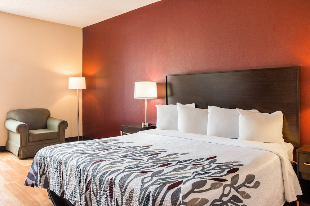 Red Roof Inn Dumas 15/32