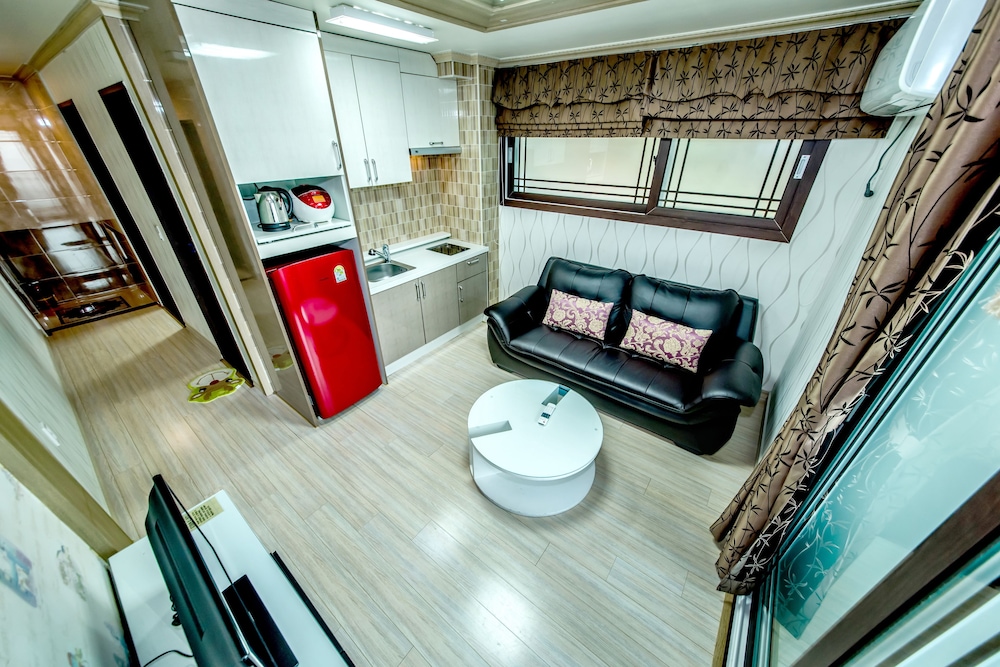 Jungmun Jejuhue Pension 15/44