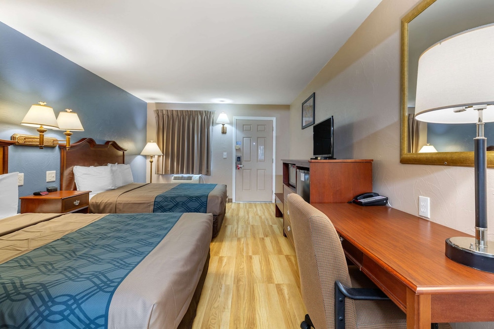 Econo Lodge Sturbridge Route 20 17/49