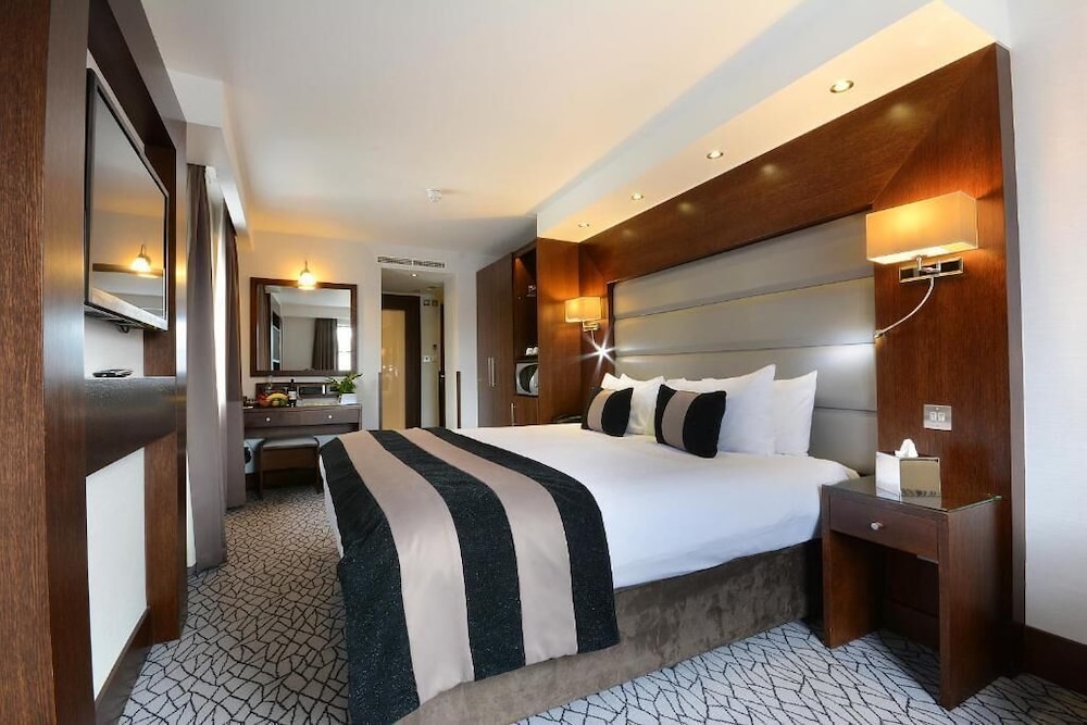 Park Grand London Kensington 8/28