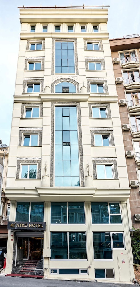Atro Hotel 3/44