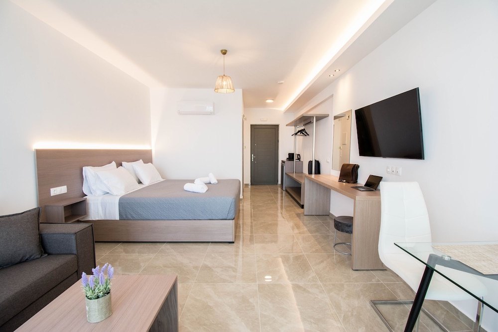 Ebenus Suites (Adults Only) by Checkin 11/41