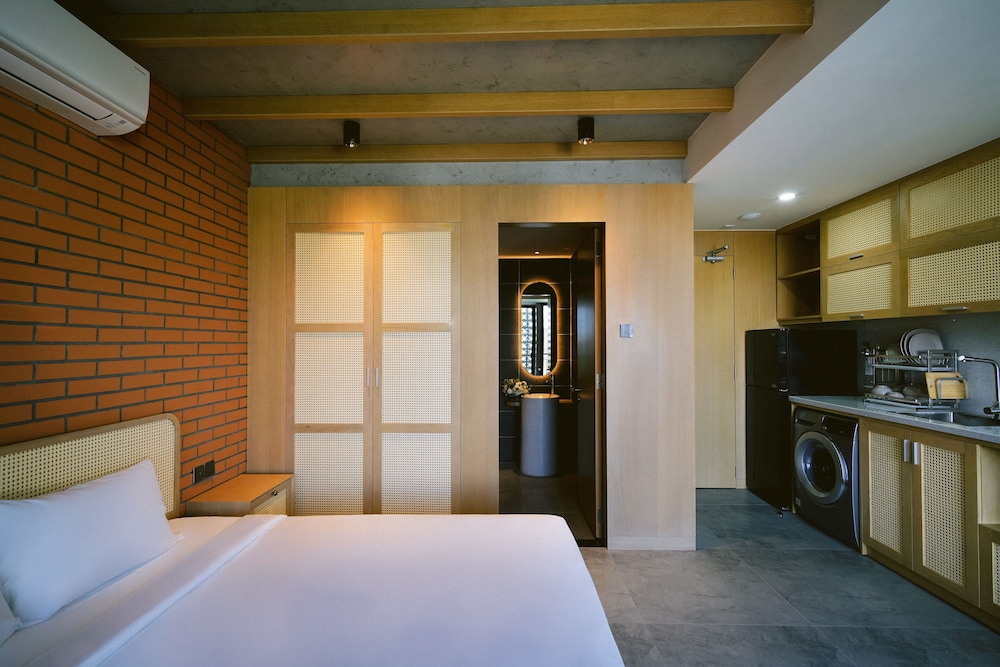 Shi House by Haviland 29/54