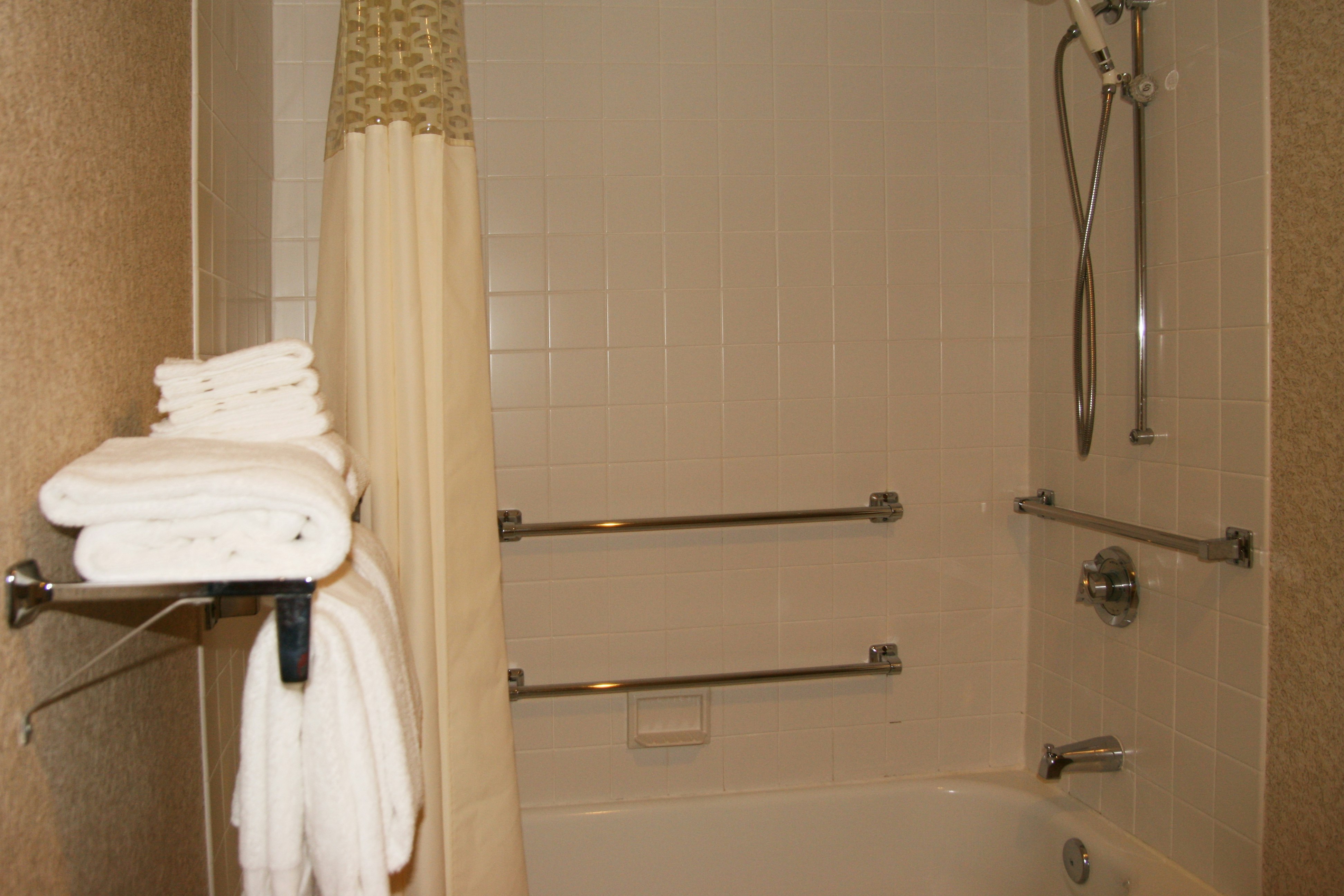 Hampton Inn Baltimore/White Marsh 69/71