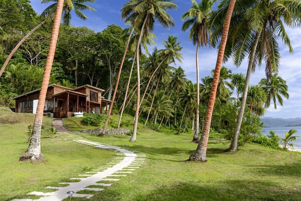 The Remote Resort, Fiji Islands 64/67