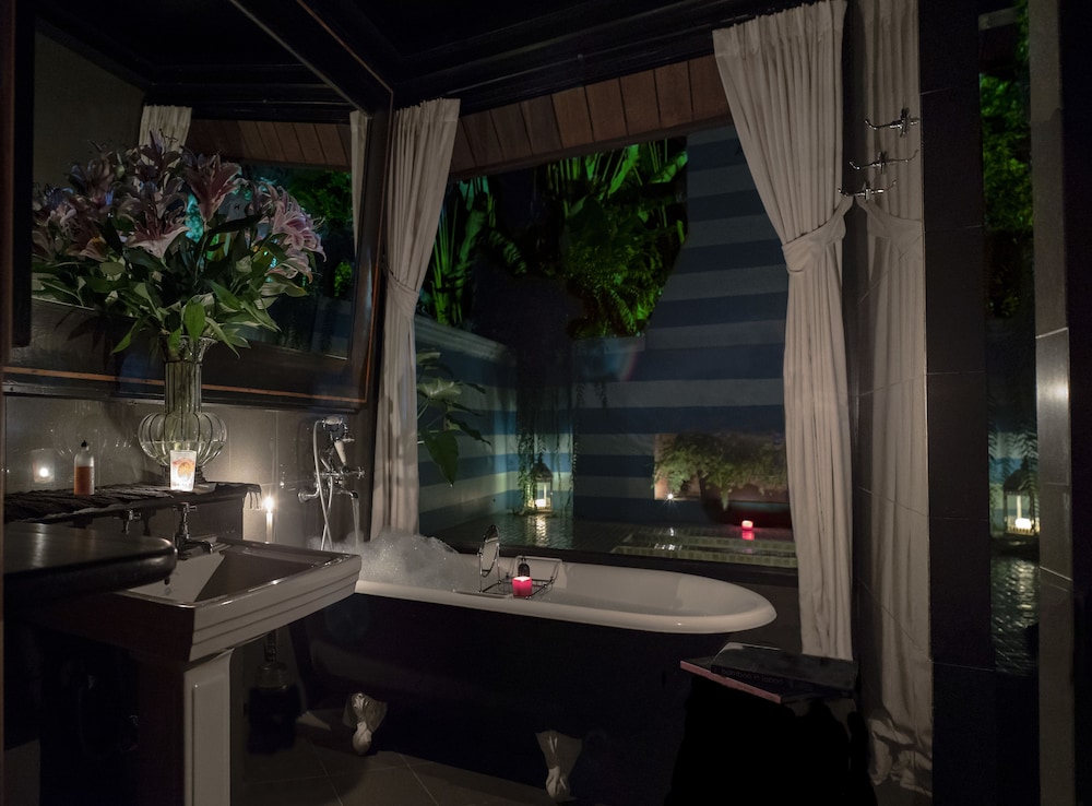 Chandra Residence 24/50