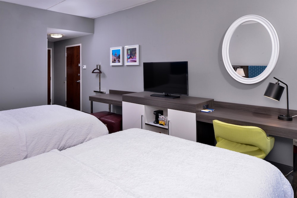 Hampton Inn Suites Atlanta Marietta Ga 10/52
