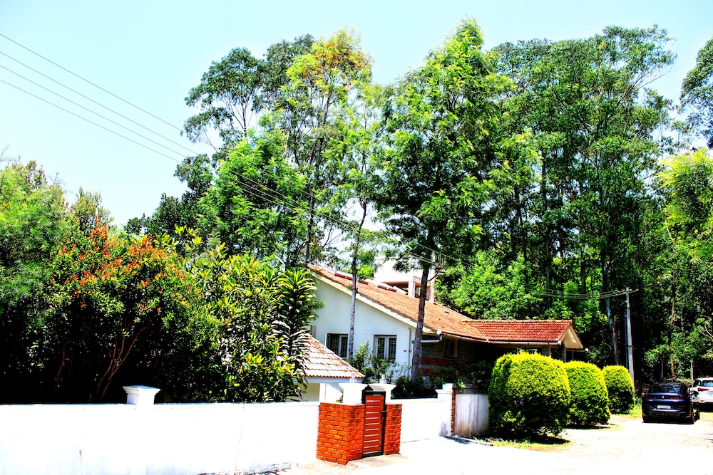 Yercaud Bungalow Stay in YERCAUD