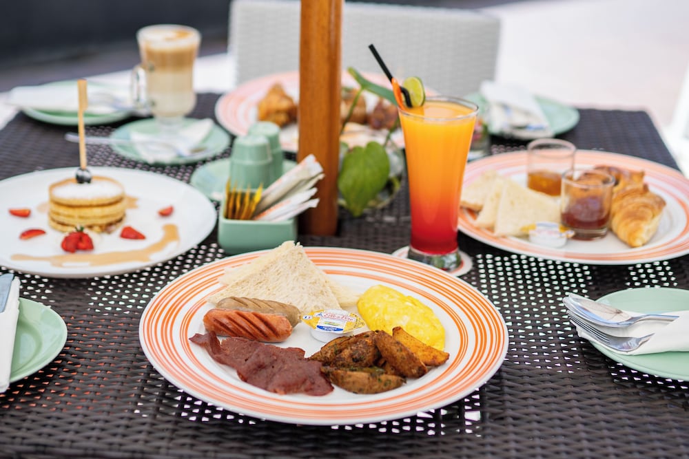 HARRIS Hotel & Residence Riverview Kuta - Bali 35/49