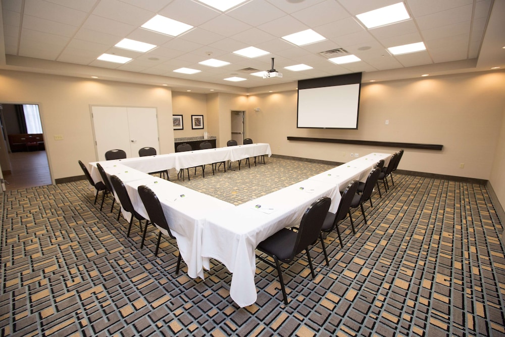 Hampton Inn And Suites Oklahoma City Airport Ok 42/46
