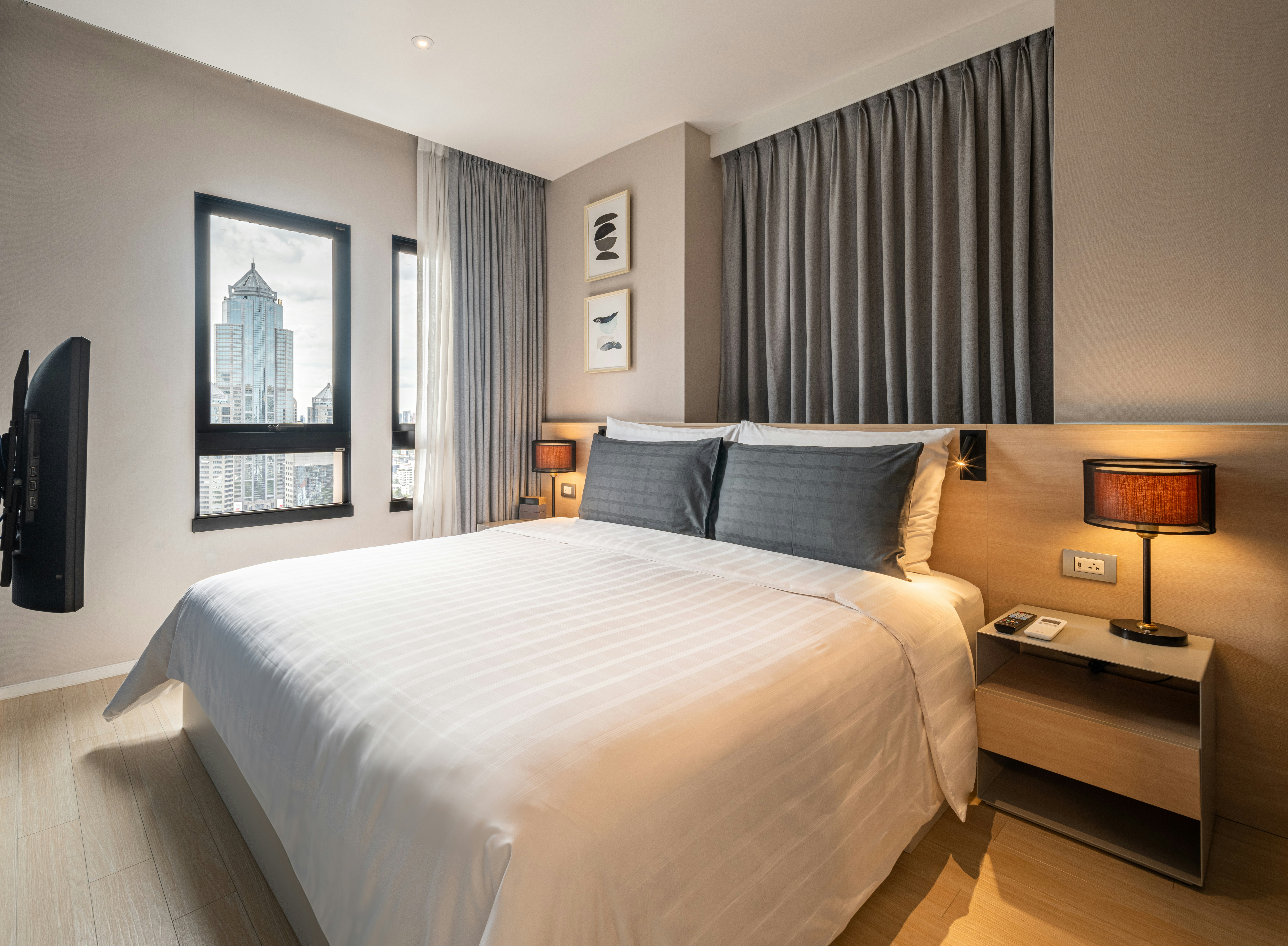 One-Bedroom Sky Suite