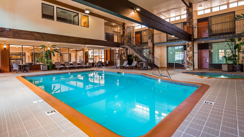 Best Western Plus Weston Inn 1/38