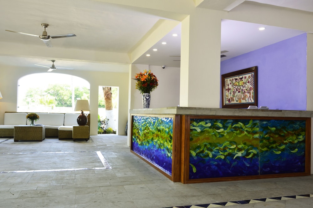 Puerto de Luna All Suites Hotel 14/63