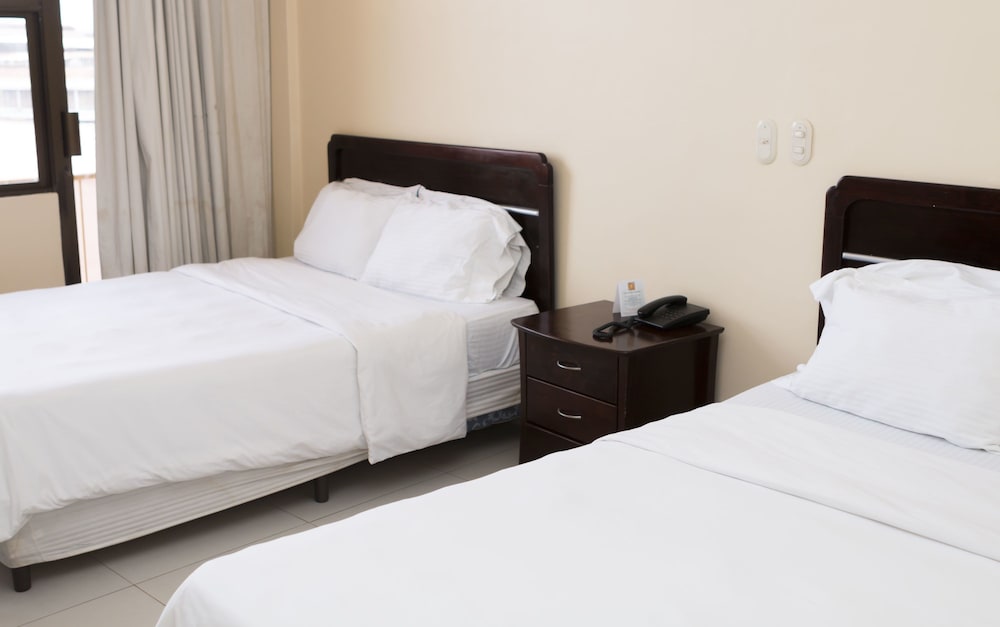 Hotel Novo 8/31