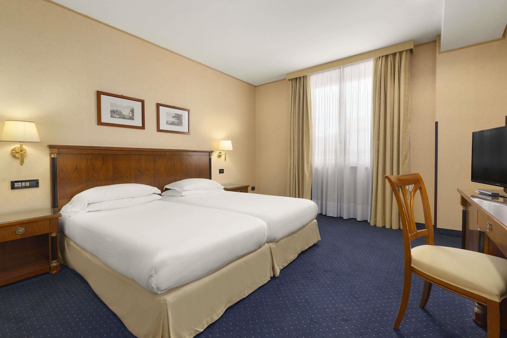 Ramada By Wyndham Naples 13/47