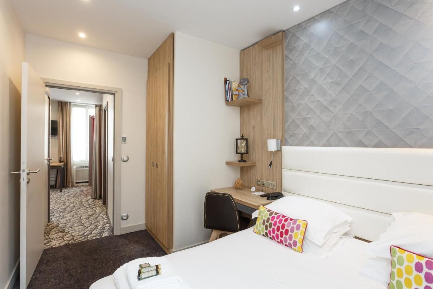 Serotel Suites Opera 13/38