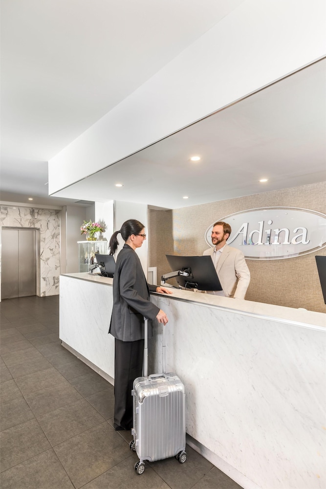 Lobby at Adina Apartment Hotel Perth Barrack Plaza, PERTH