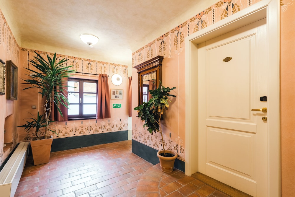 Hotel Latran 39/52