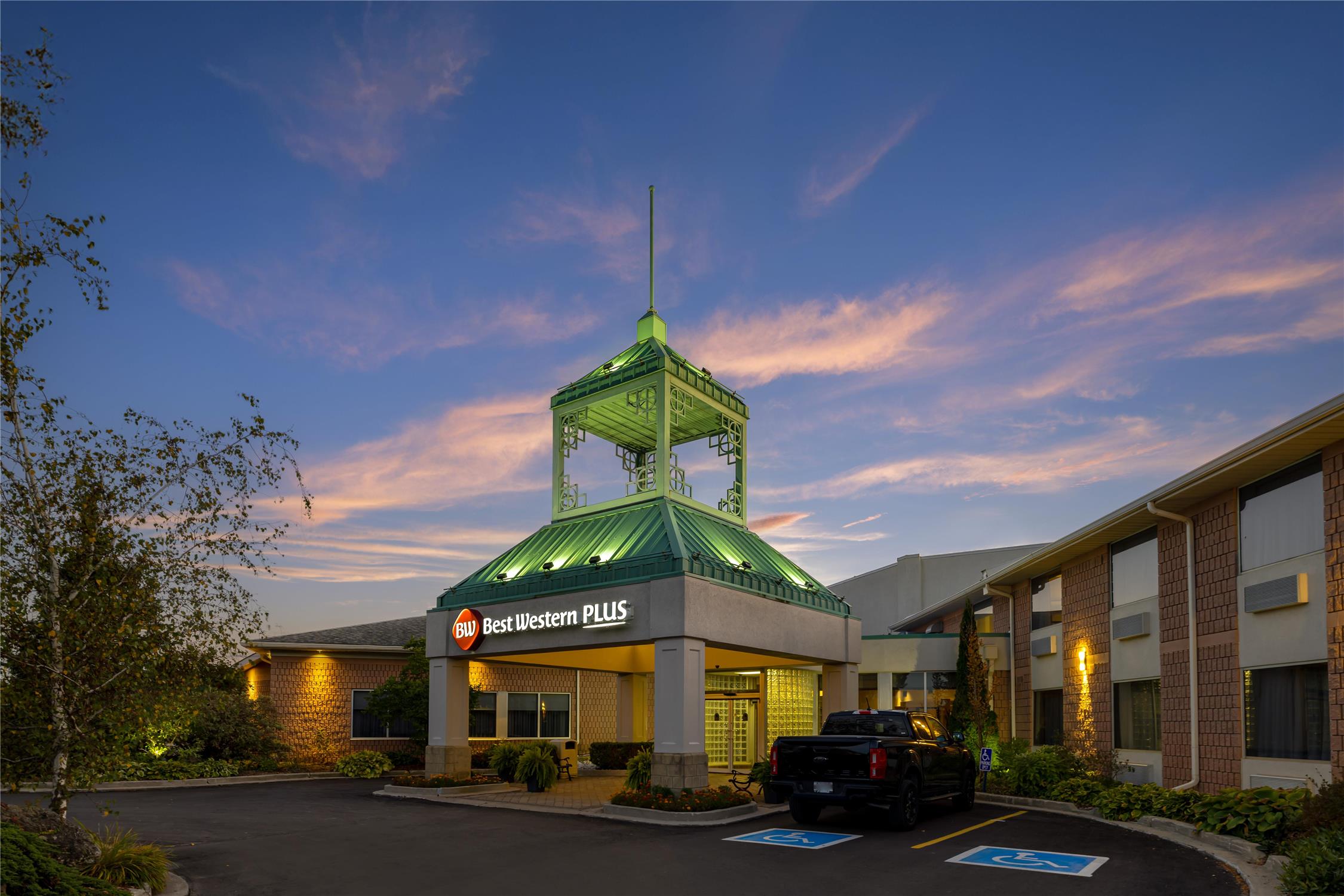 Best Western Plus Stoneridge Inn and Conference Centre 2/28