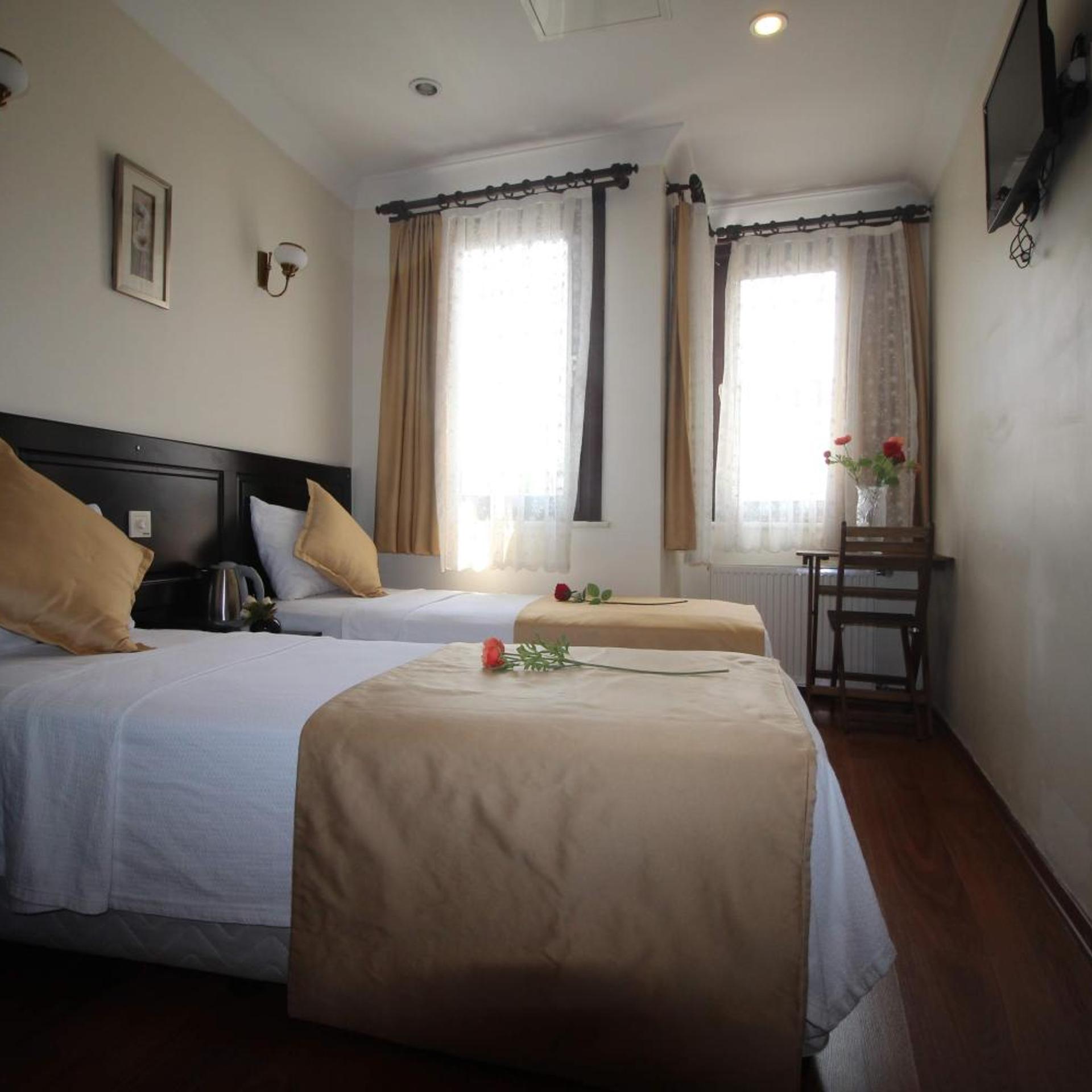 SULTANS HOTEL 24/51