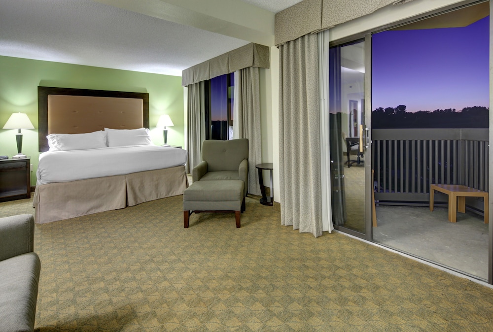 Standard, King Bed, Accessible
