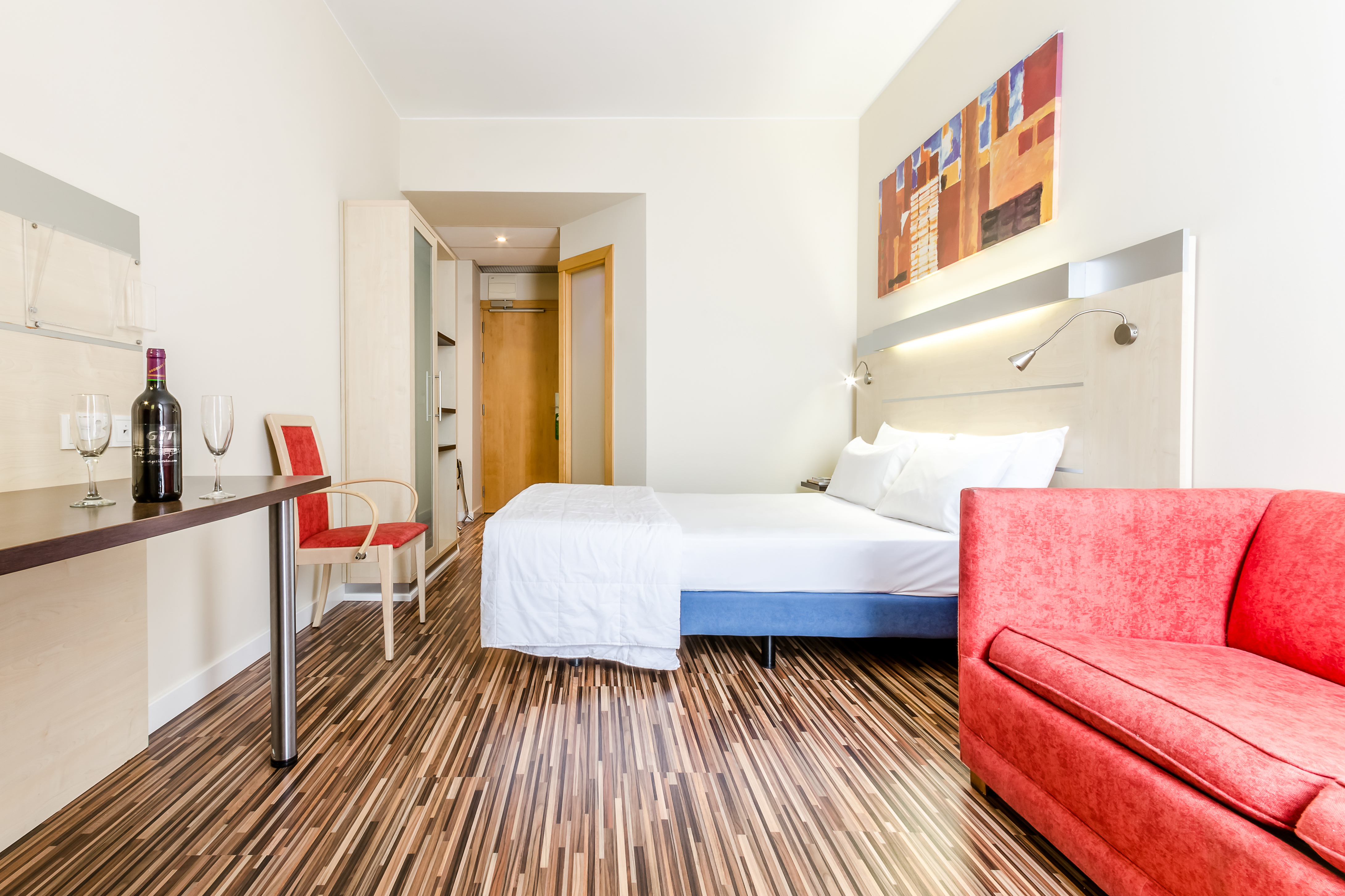 Yit Ciudad de Zaragoza Ex Express By Holiday Inn Zaragoza 11/30