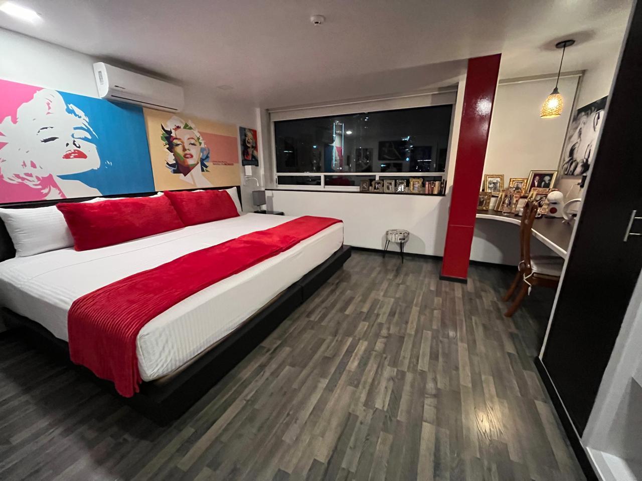 Deluxe, Double Bed, Street View