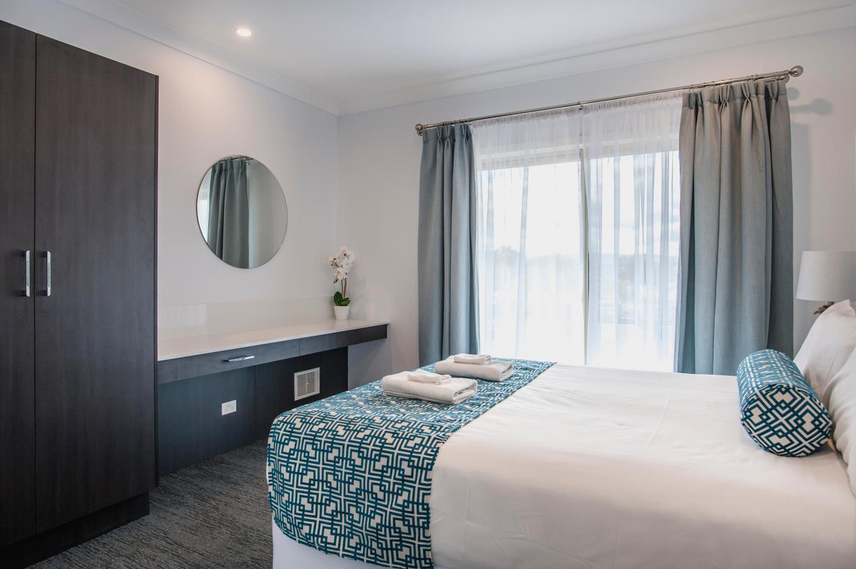 Spa, Studio, Suite