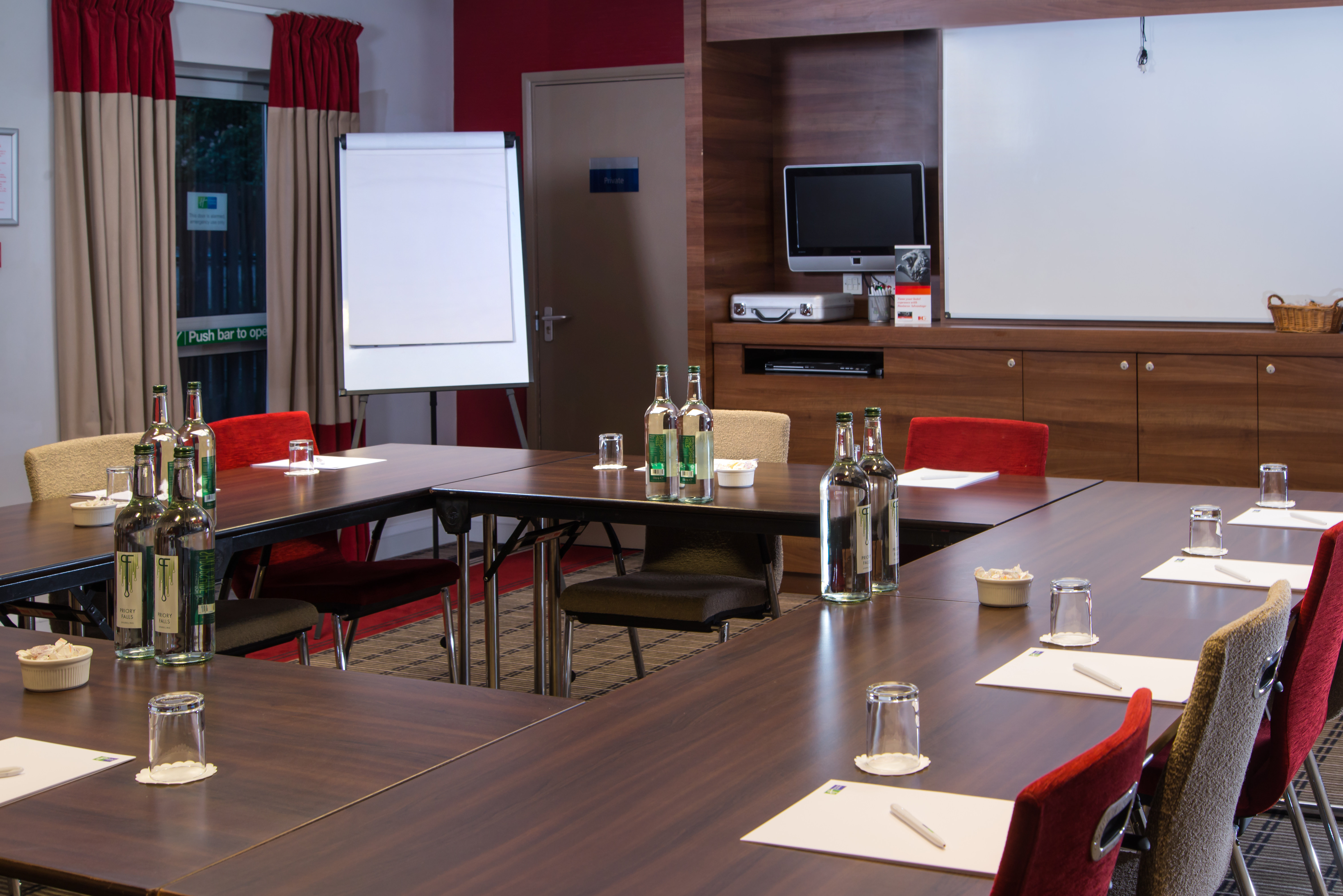 Holiday Inn Express Derby Pride Park 30/38