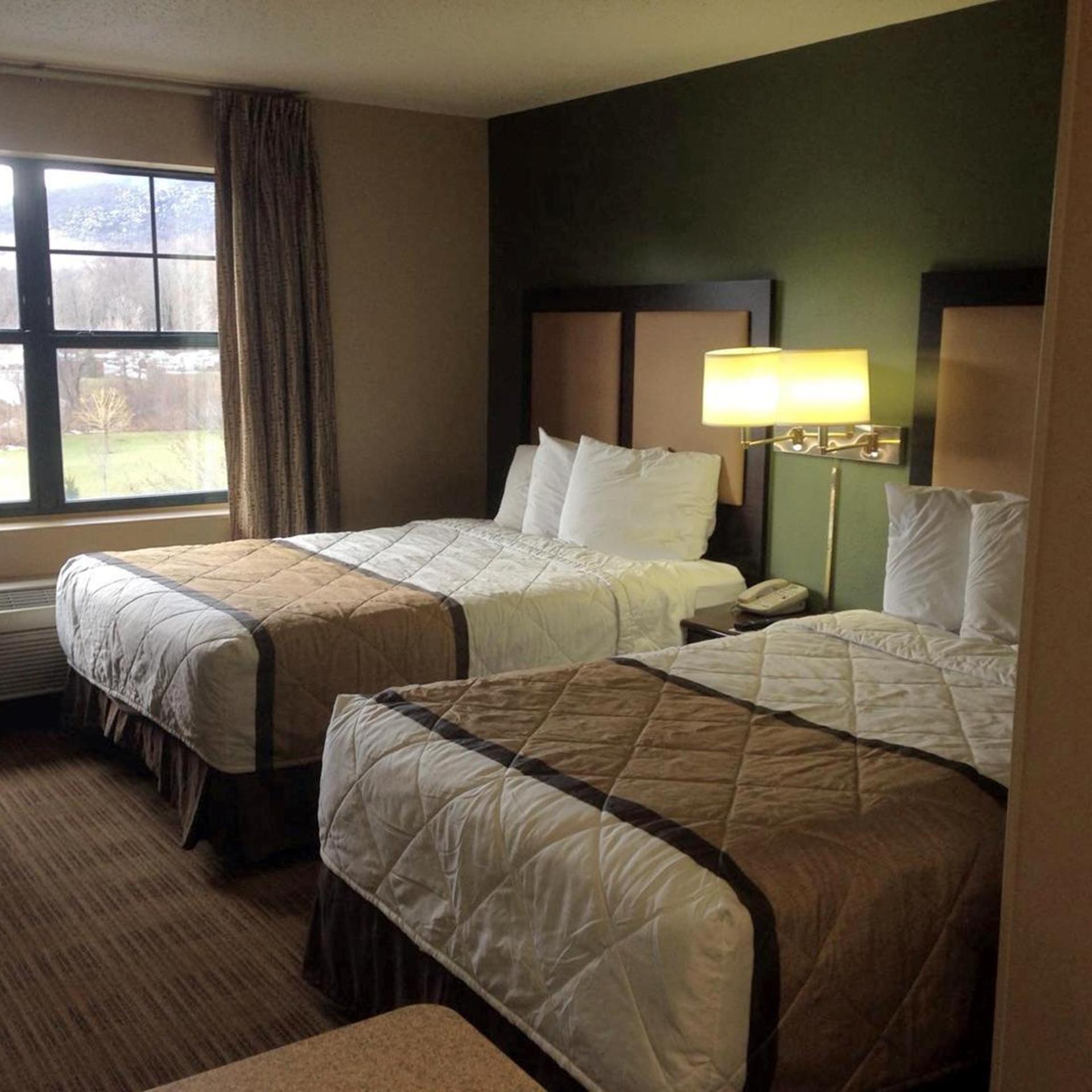 غرفة بسريرين كوين، Studio 6 Extended Stay Fishkill Westage Center NY 3/8