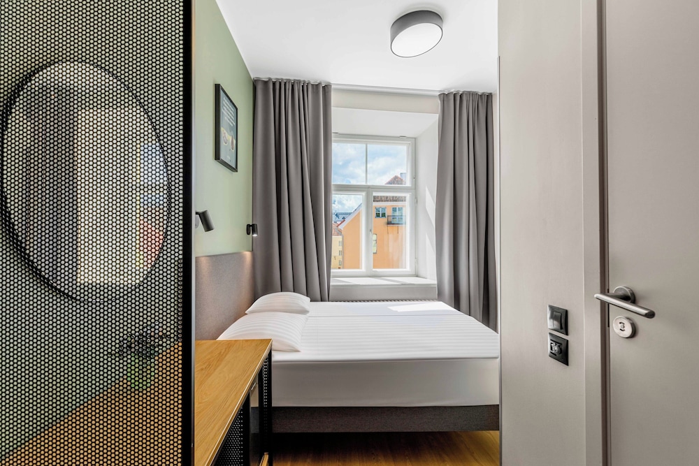 Rija Old Town Hotel 63/64