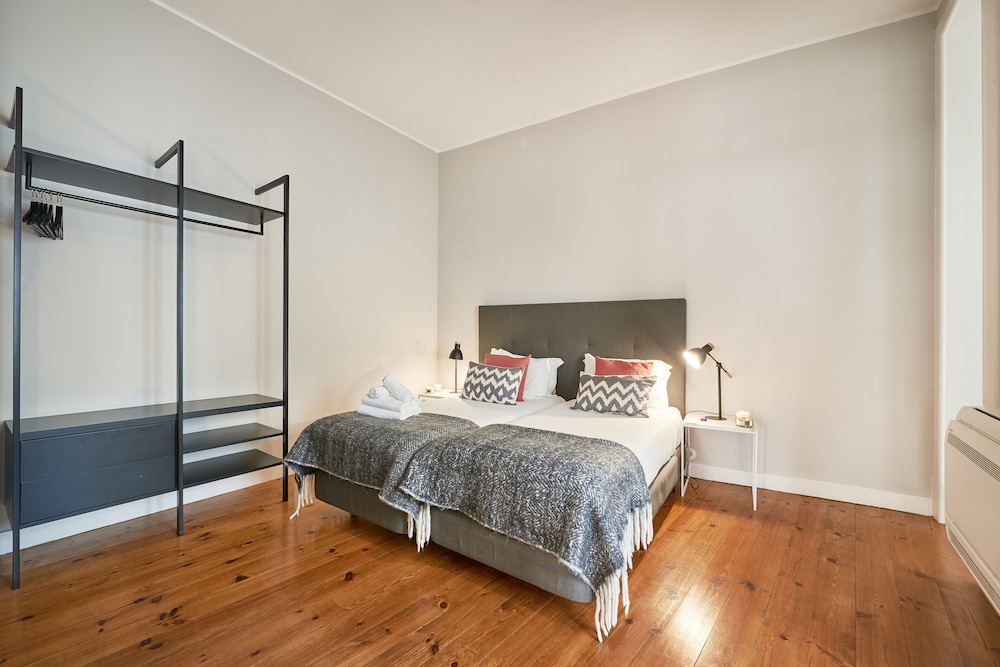 Lisbon Five Stars Apartments Combro 7 10/50