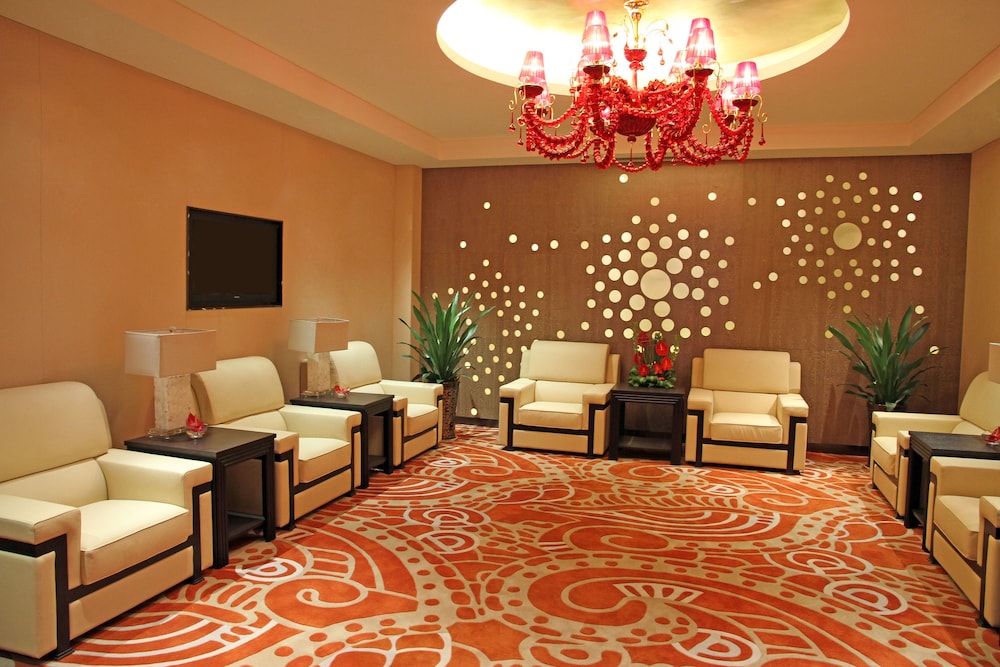 Maya Gleetour Hotel Wuhan OCT 31/50