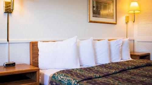 The University Inn Ann Arbor 33/46