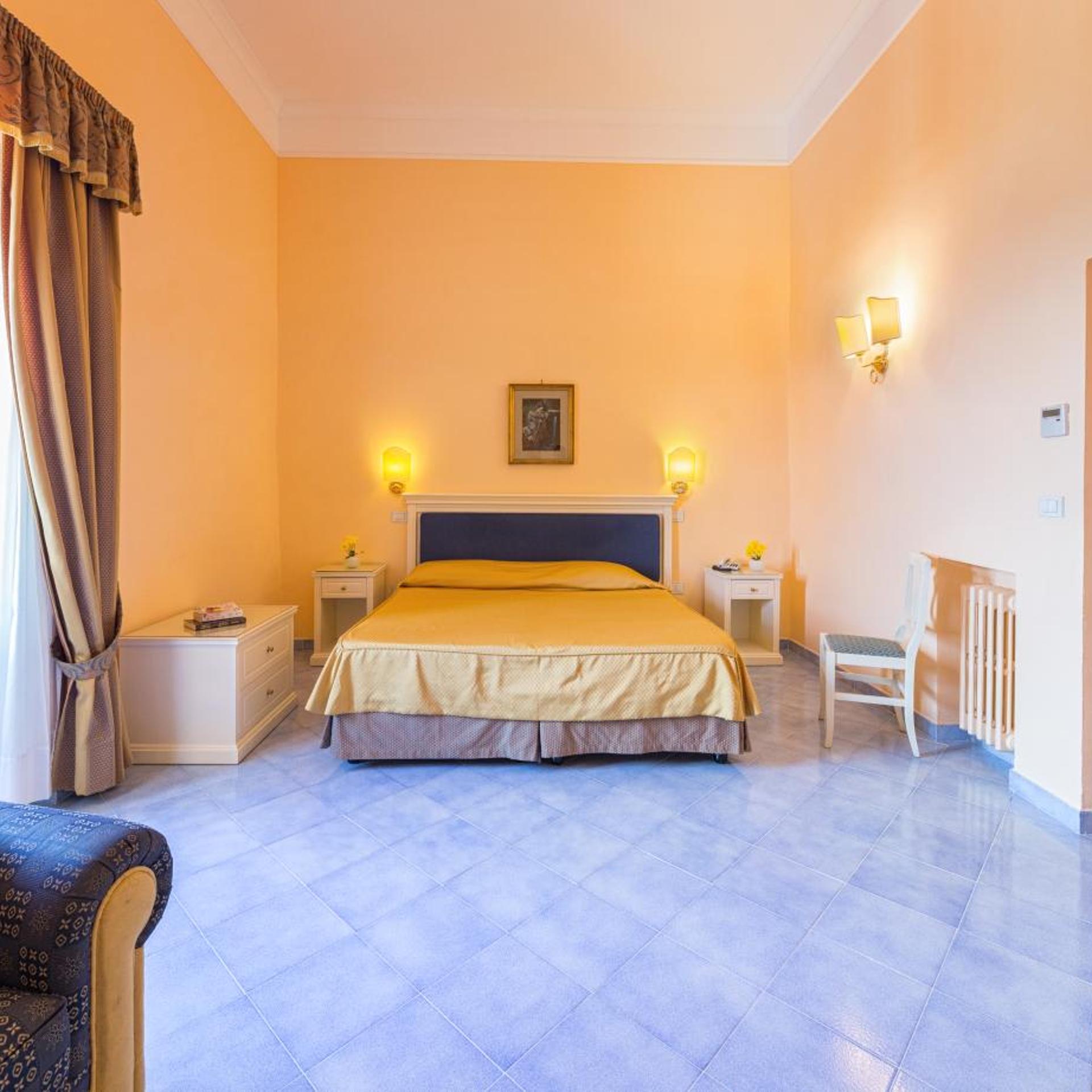 Room, Triple, Balcony