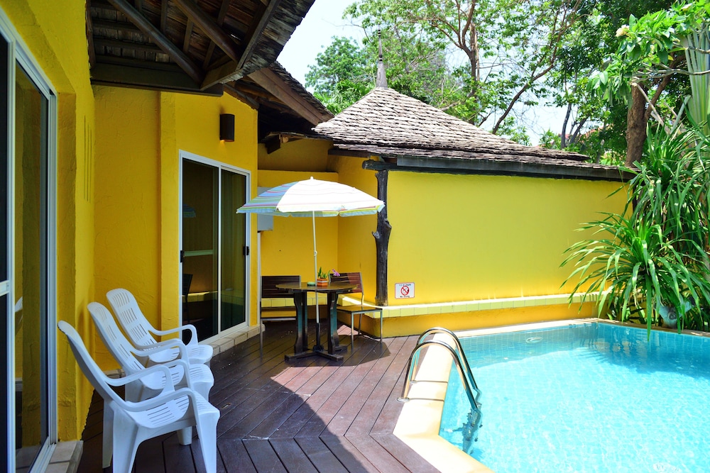 Supatra Hua Hin Resort 16/50