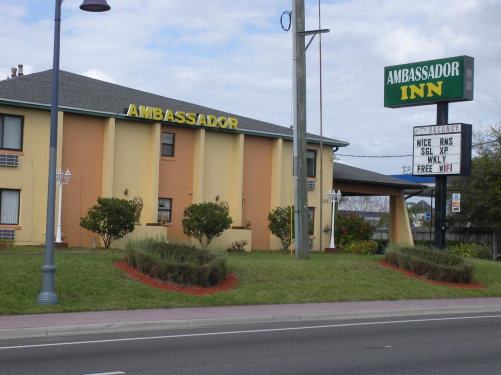 Ambassador Inn 5/32
