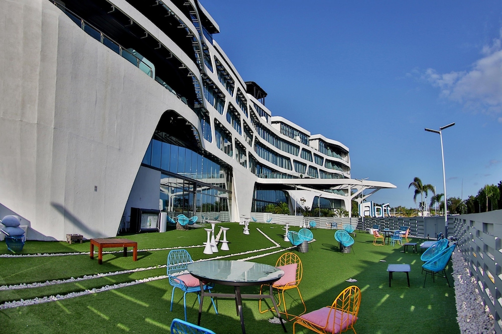 Aloft Ponce 5/50