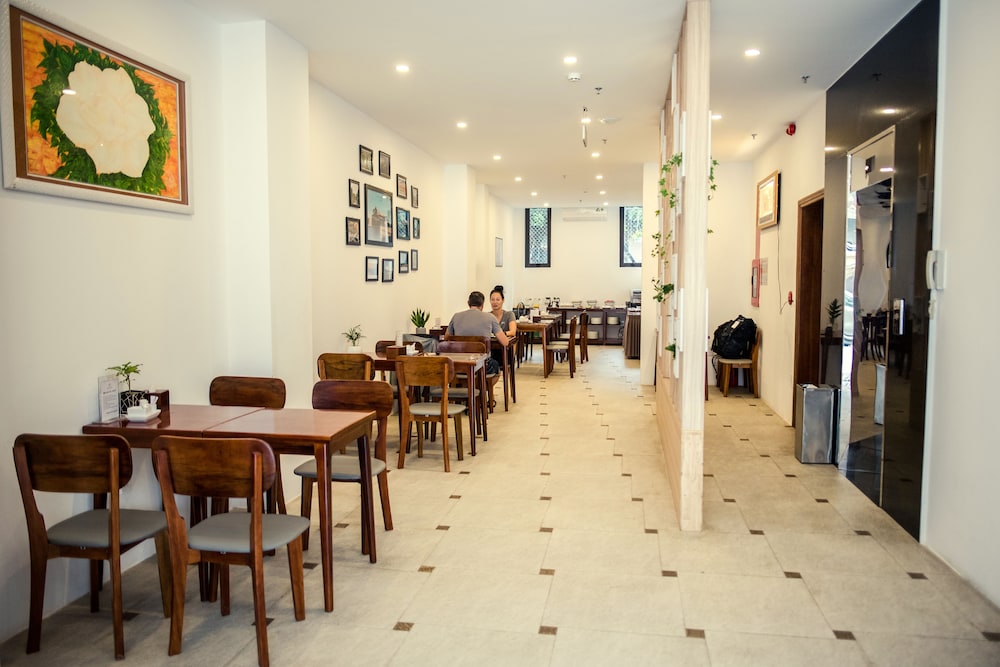 Gardenia Hue Hotel 52/64