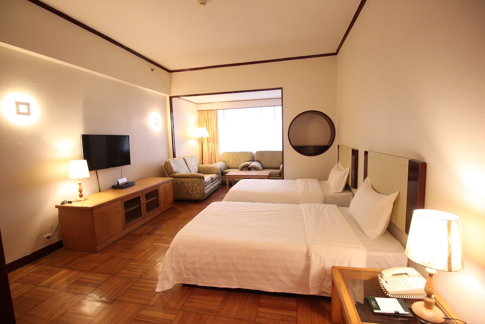 Guangzhou Hotel 14/50