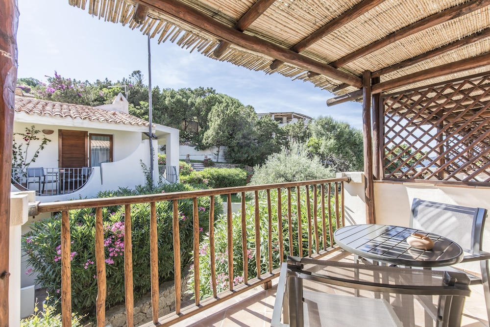 Club Hotel Baja Sardinia 40/60