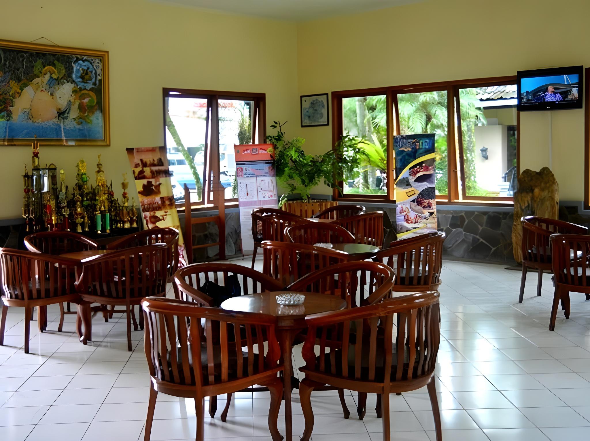 Augusta Sukabumi Hotel 20/28